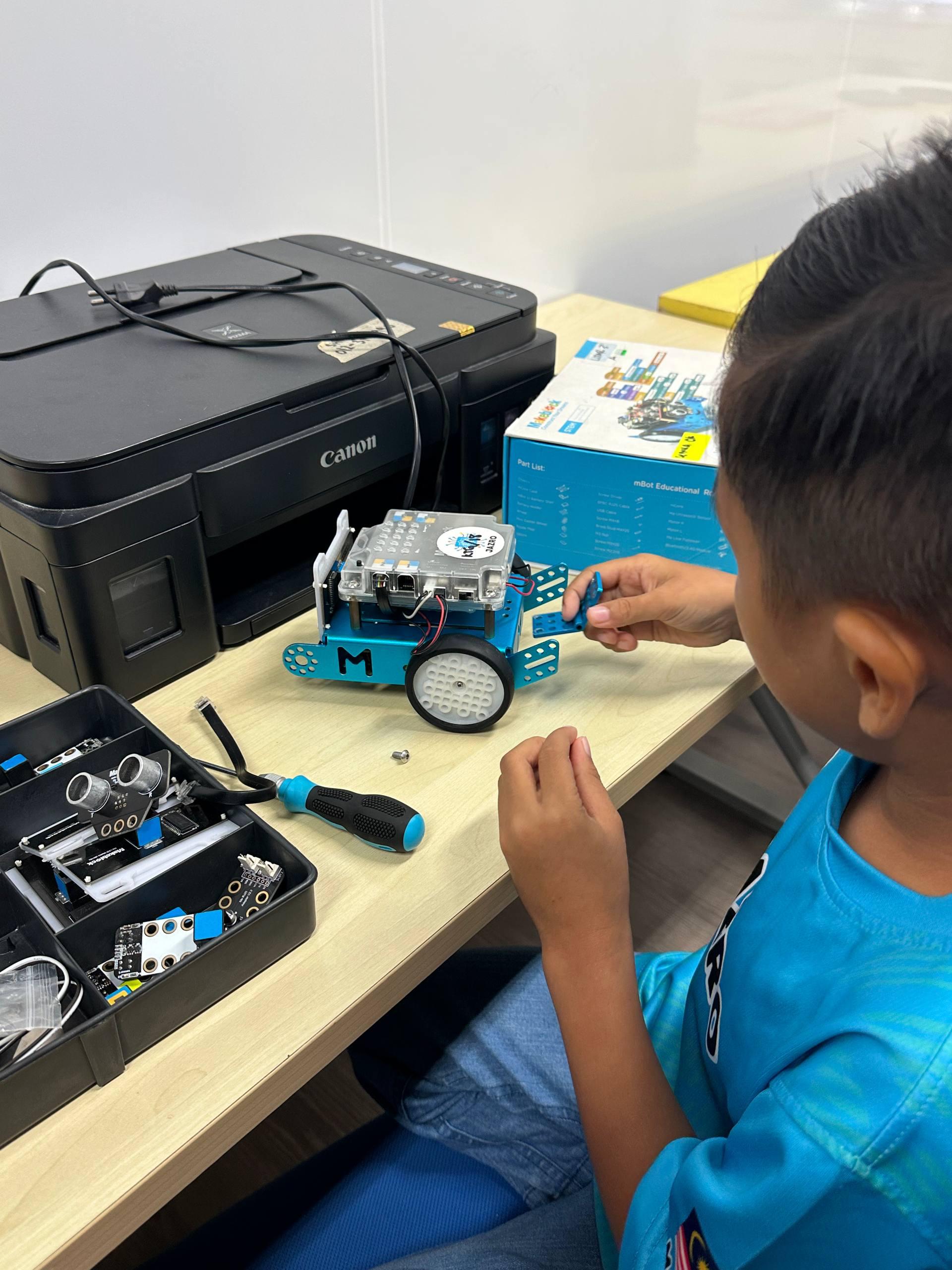 Jazro Robotic Academy